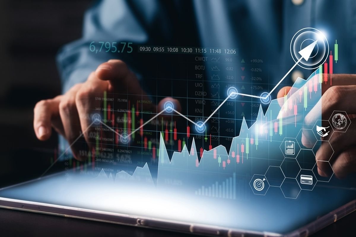 Sentimen Positif Dorong IHSG Menguat ke Level 8.419