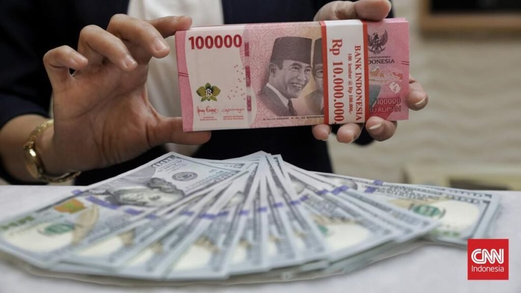 Rupiah Akhirnya Tembus di Level Rp18.000 per Dolar AS Pagi Ini