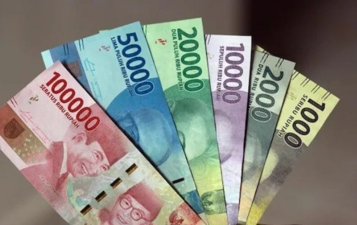 Rupiah Diprediksi Menguat Terbatas Jelang Nataru, Intip Proyeksi Kurs Hari Ini
