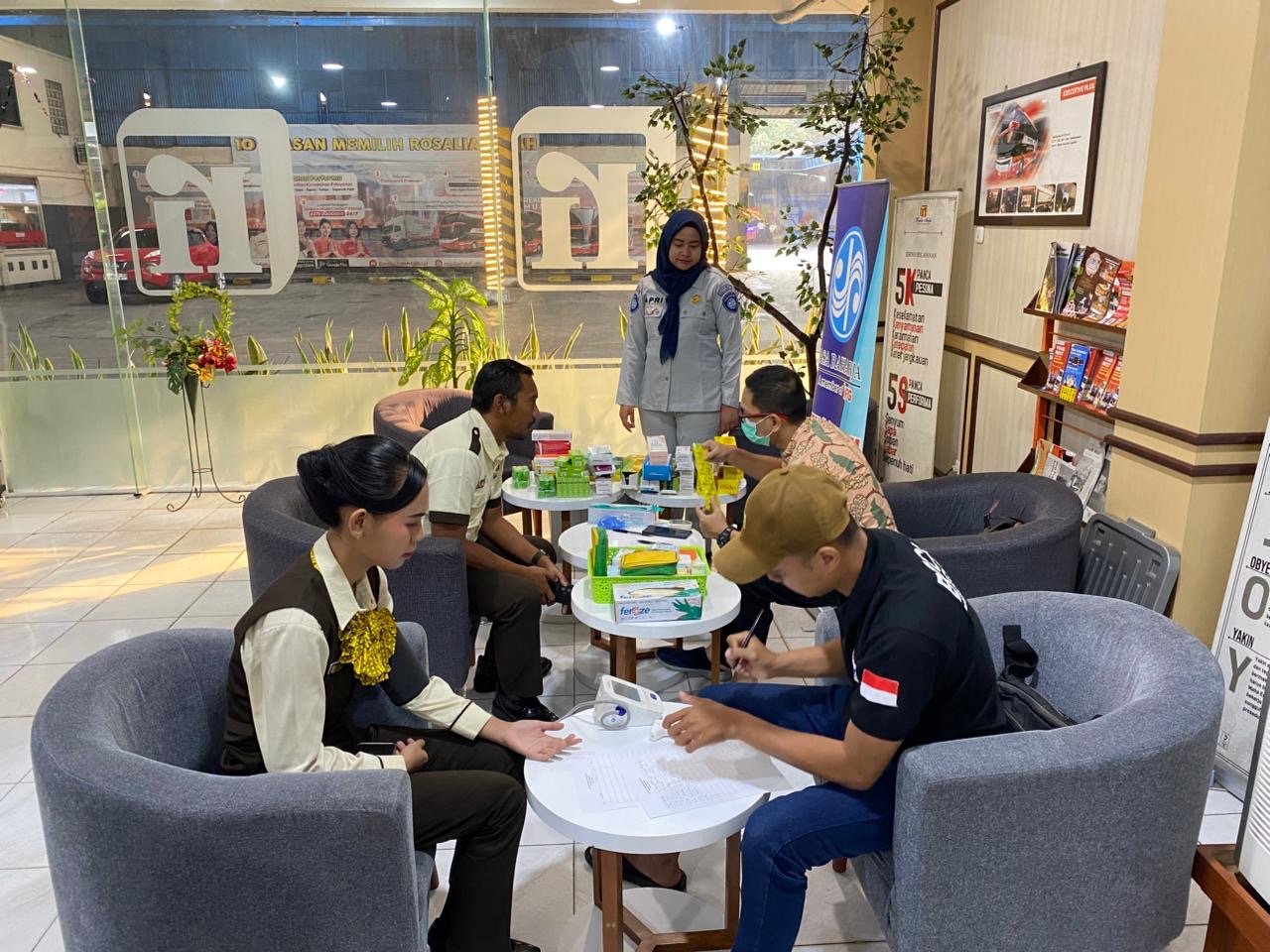 Jamin Keamanan Pemudik 2026, Jasa Raharja Sukoharjo dan Rosalia Indah Gelar Tes Kesehatan Kru Bus
