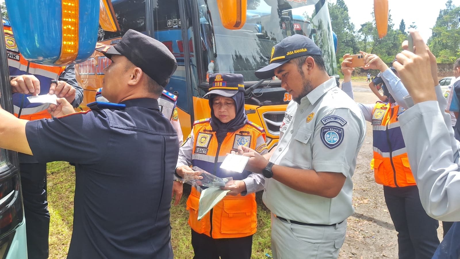 Sinergi Lintas Instansi, Jasa Raharja Cabang Purwakarta Dukung Inspeksi Keselamatan Angkutan Orang di Jalur Wisata Ciater Subang pada Periode Arus Balik Lebaran 2026