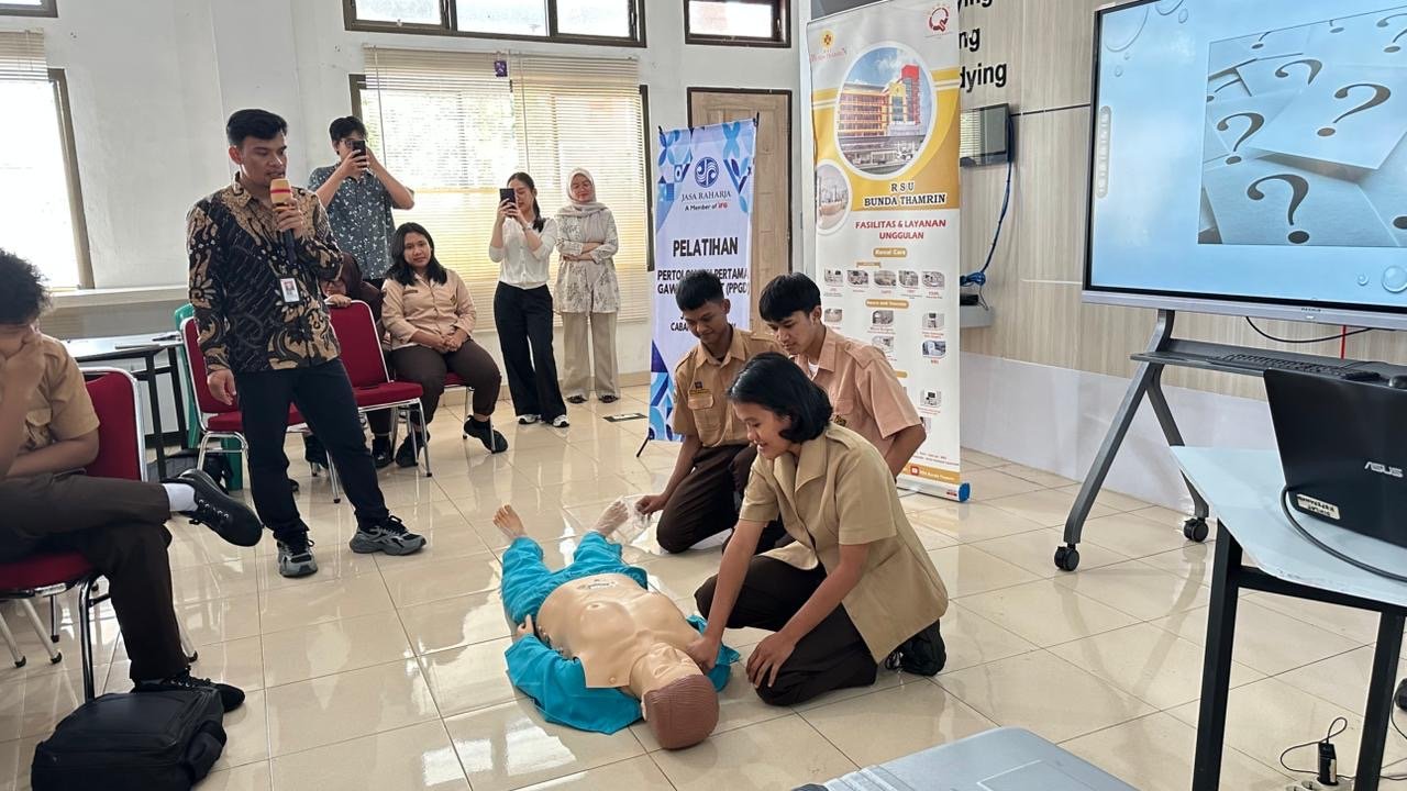 Tingkatkan Kesiapsiagaan, Jasa Raharja Gelar Pelatihan PPGD di SMK Telkom 1 Medan