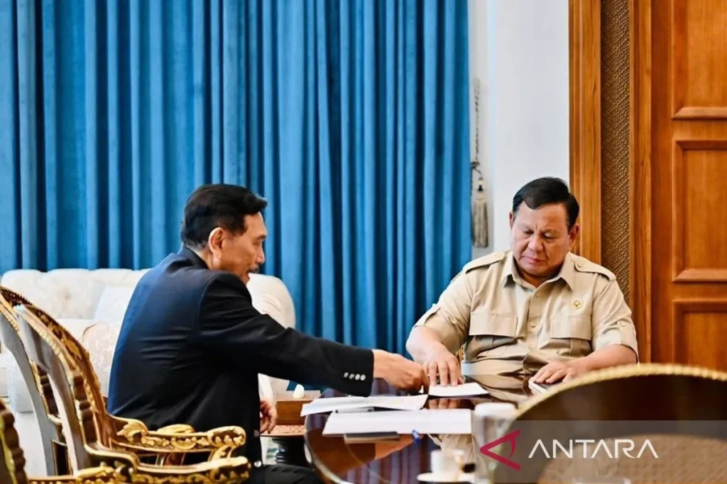 Presiden Prabowo Bertemu Dengan Luhut di Istana, Bahas Apa?