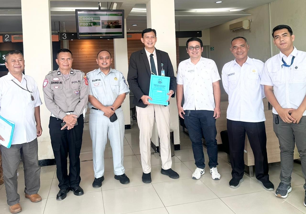 Dorong Kepatuhan Pajak Kendaraan, Jasa Raharja Kanwil Jawa Barat Bersama Tim Pembina Samsat Kabupaten Bandung II Soreang Lakukan Opsus Perusahaan