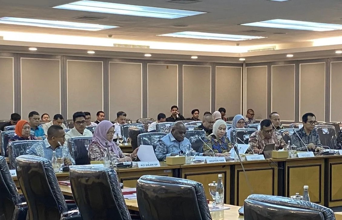 Menteri HAM Paparkan Rencana Optimalisasi P5HAM dalam Rapat Perdana Komisi XIII DPR
