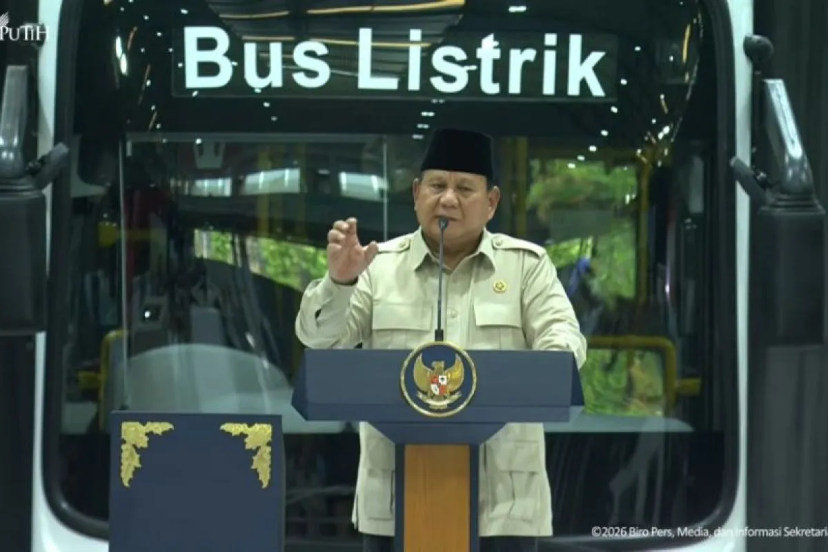 Wujudkan Mandiri Energi, Prabowo Ingin RI Produksi Massal Sedan Listrik pada 2028