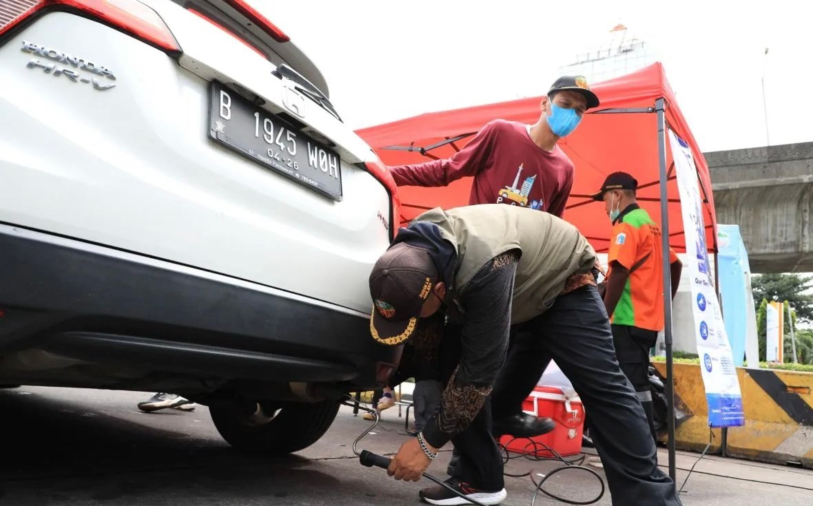 Uji Emisi Kendaraan di Kawasan Blok M, Sudin LH Jaksel Temukan 30 Kendaraan Tak Lolos