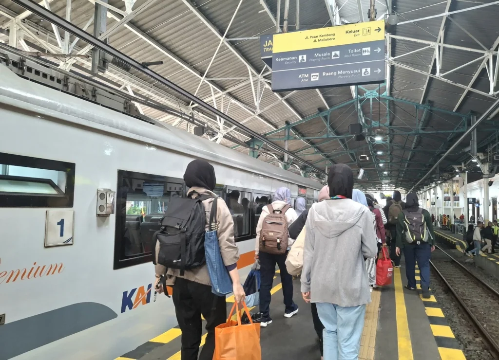 Pasca Kecelakaan di Bekasi, MTI Minta Audit Total Keamanan Kereta Api Indonesia