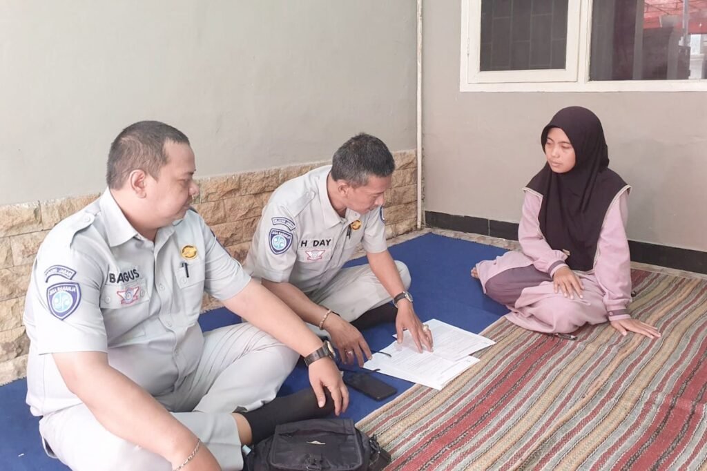 Di Tengah Duka, Negara Hadir: Santunan Korban Laka Stasiun Bekasi Timur Tuntas Diserahkan
