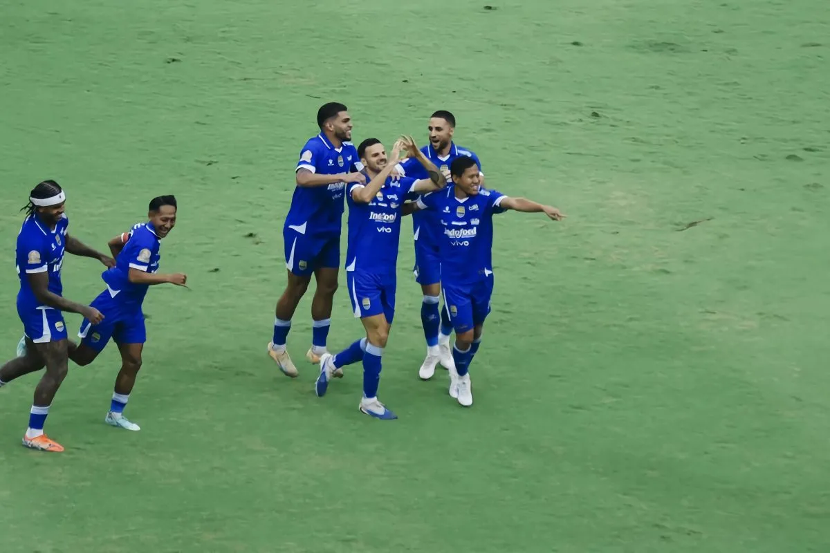 Kalahkan PSIM 1-0, Persib Bandung Perlebar Jarak dengan Borneo FC