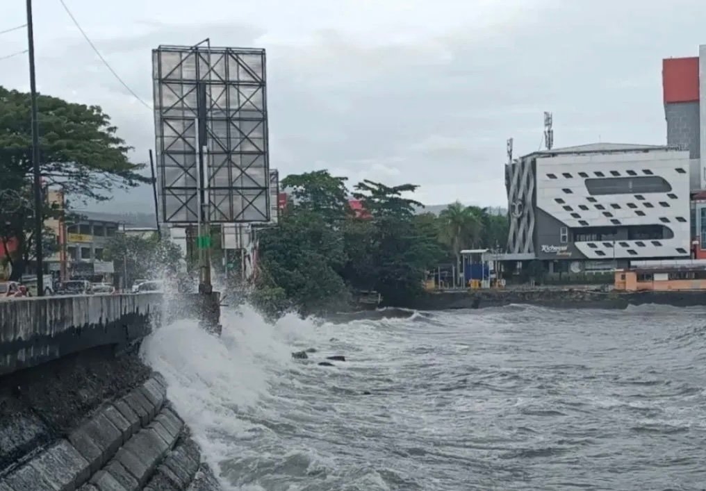 BMKG Keluarkan Peringatan Dini Banjir Rob di Sejumlah Wilayah Maluku