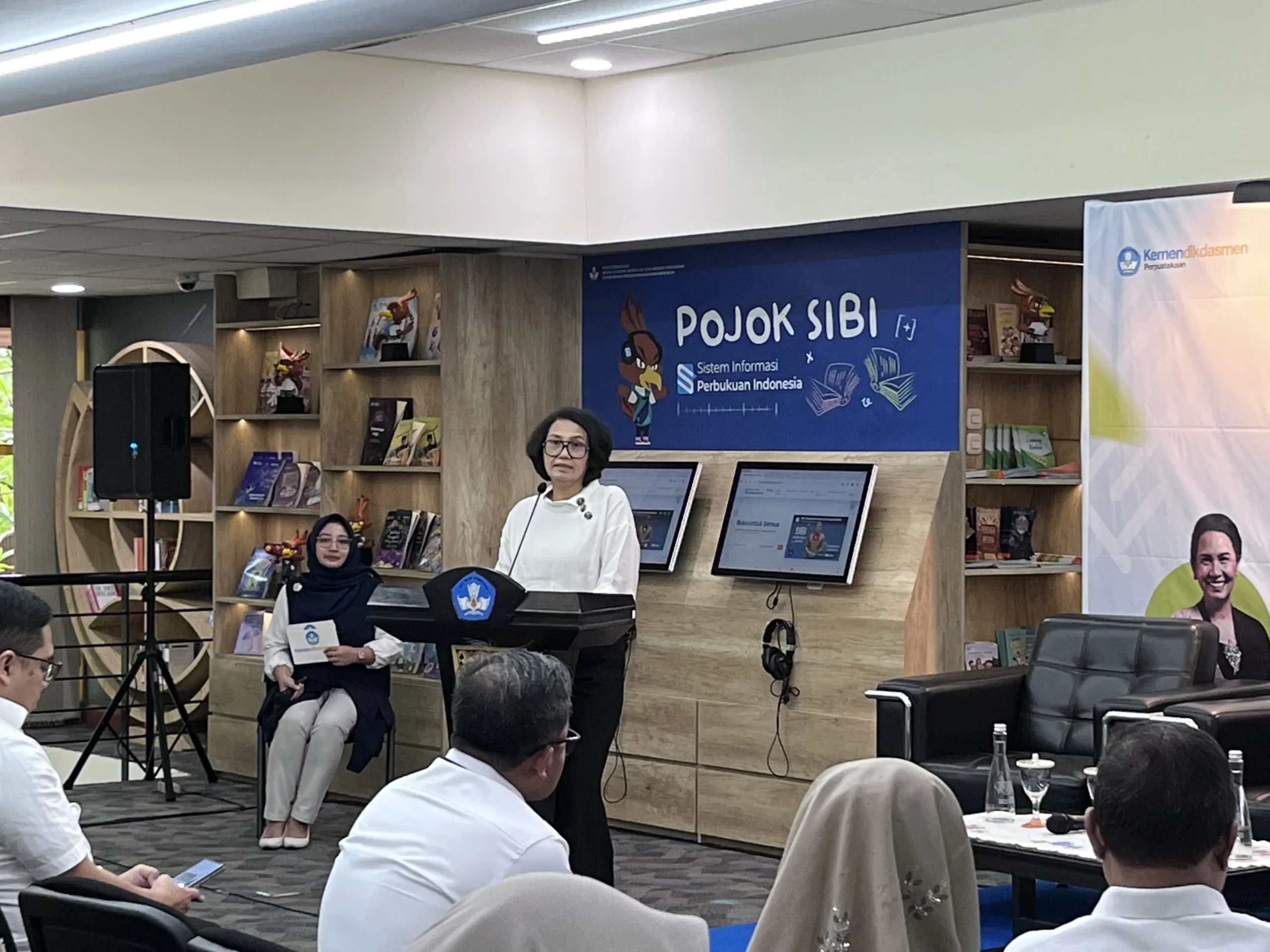 Perkuat SIBI, Sekolah Bersiap Jadi Pusat Literasi Nasional