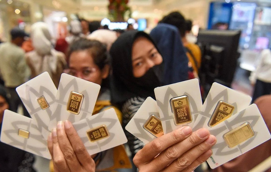 Harga Emas Antam Hari Ini Kamis Anjlok Rp31.000, Jadi Rp2,754 Juta per Gram