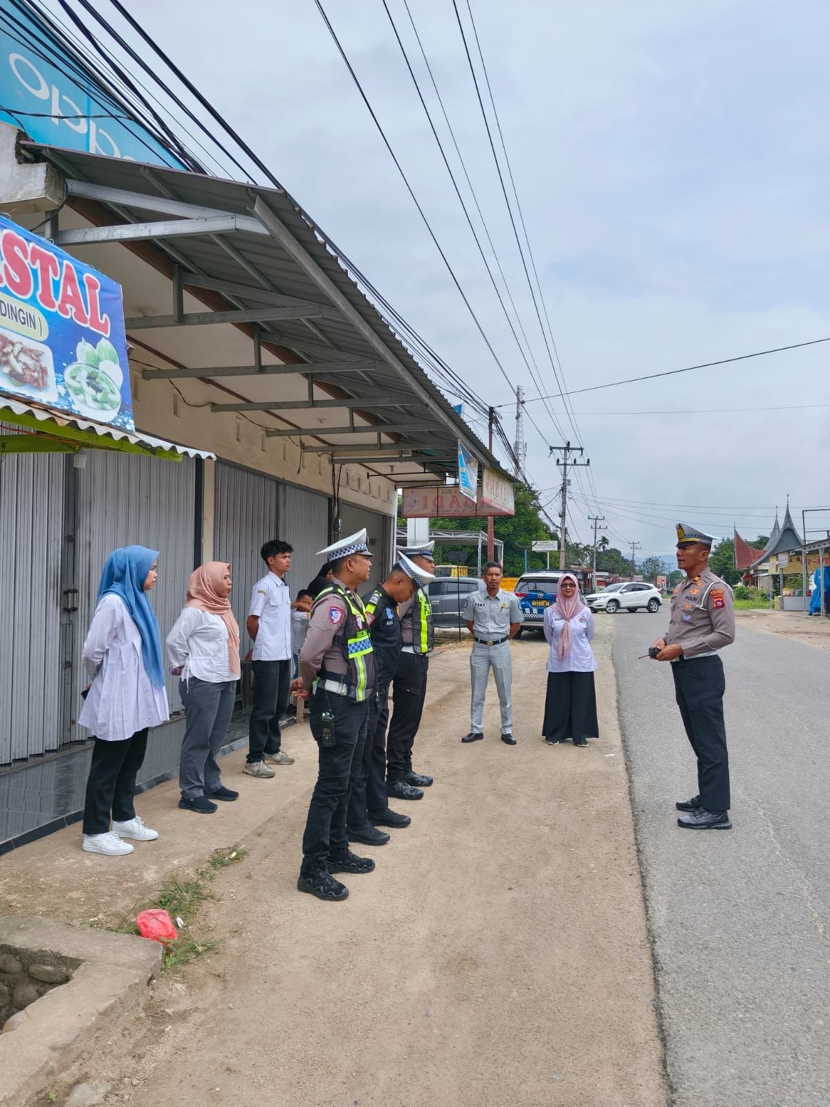 Jasa Raharja Sumbar dan Tim Pembina Samsat Gelar Operasi Gabungan di Lintau Buo, Dekatkan Pelayanan kepada Masyarakat