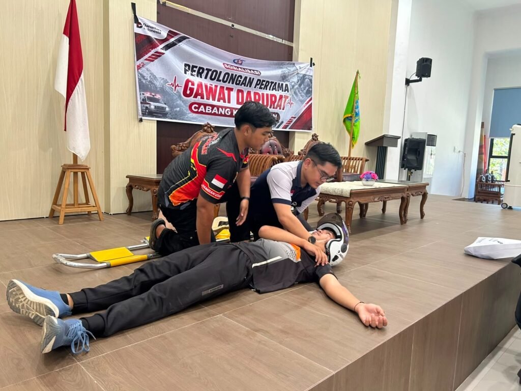 Kolaborasi Jasa Raharja dan Mitra Keselamatan Berikan Pelatihan PPGD bagi Tim Emergency dan Masyarakat Angkinang