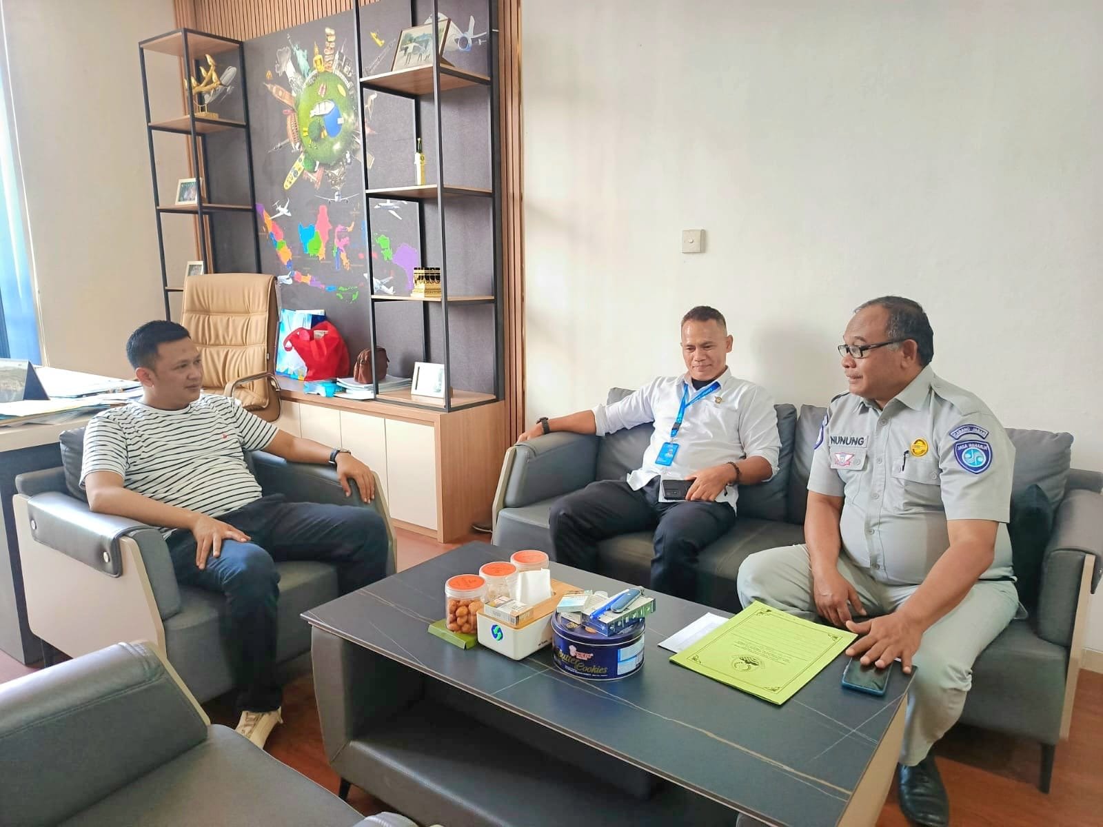 Tingkatkan Kepatuhan Pajak Kendaraan, Jasa Raharja Cabang Cirebon Melaksanakan SIGAP Instansi Ke PT Adrian Trans Indonesia