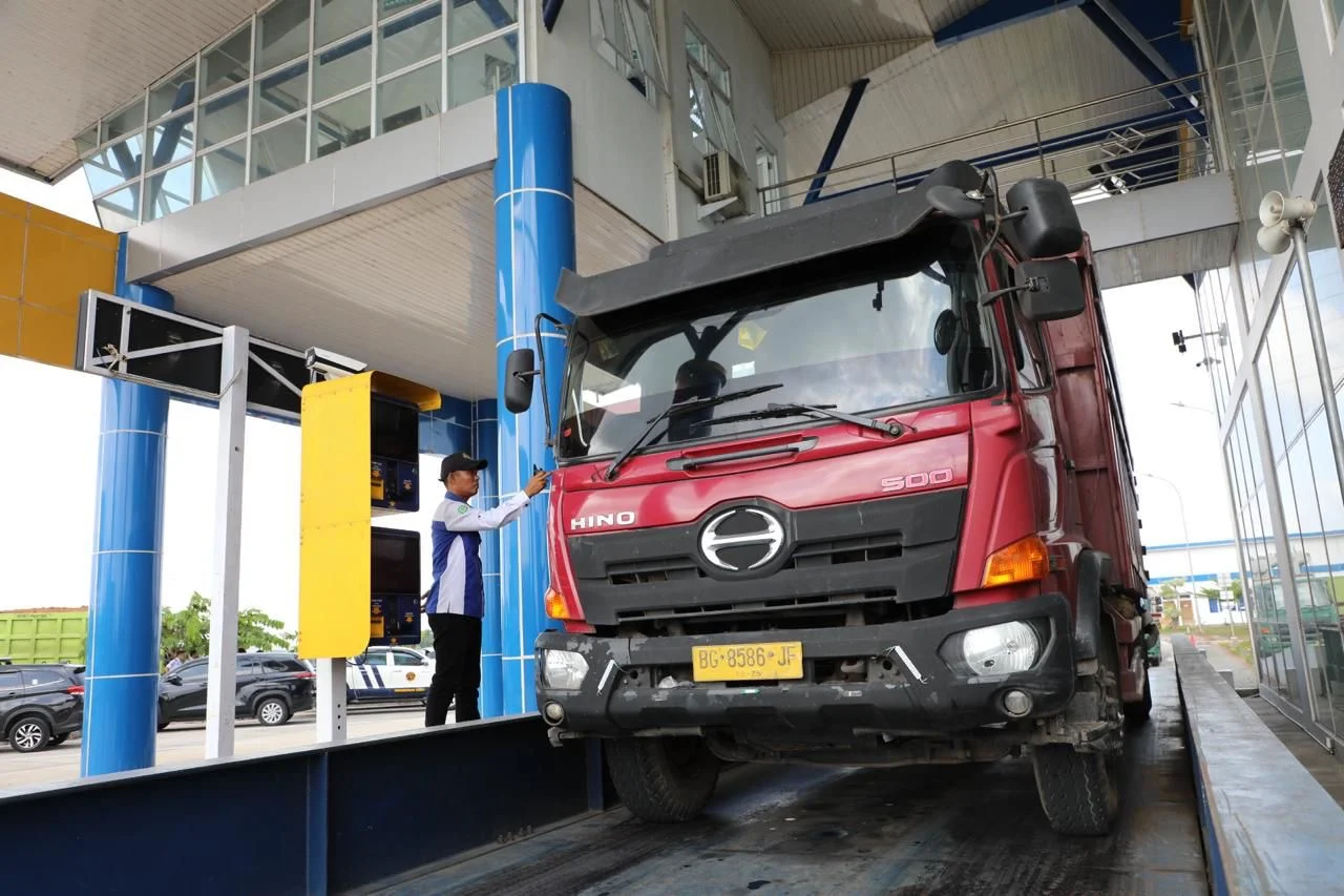 Kemenhub: Tingkat Kepatuhan Angkutan Barang Capai 75,64 Persen pada 2026