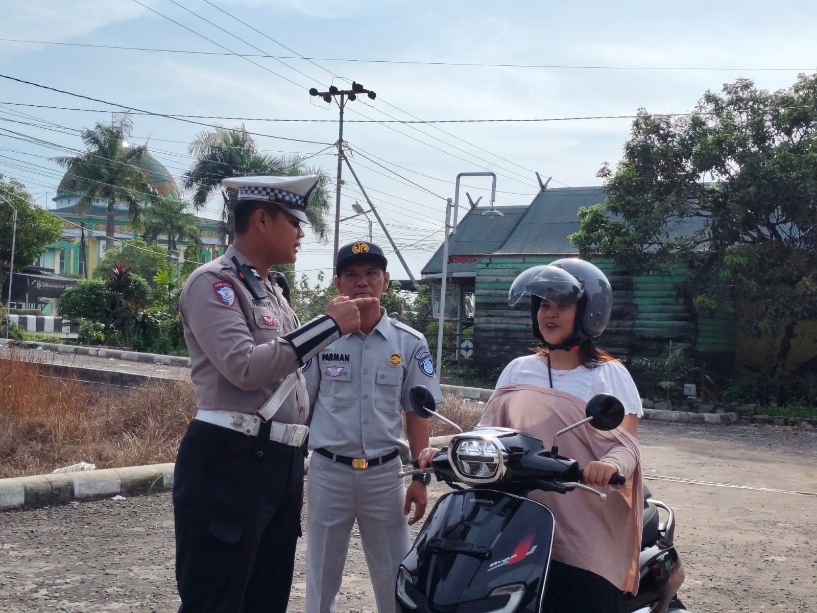 Jasa Raharja Kalteng dan Tim Samsat Lamandau Gelar Operasi Gabungan Tingkatkan Kepatuhan Administrasi Kendaraan