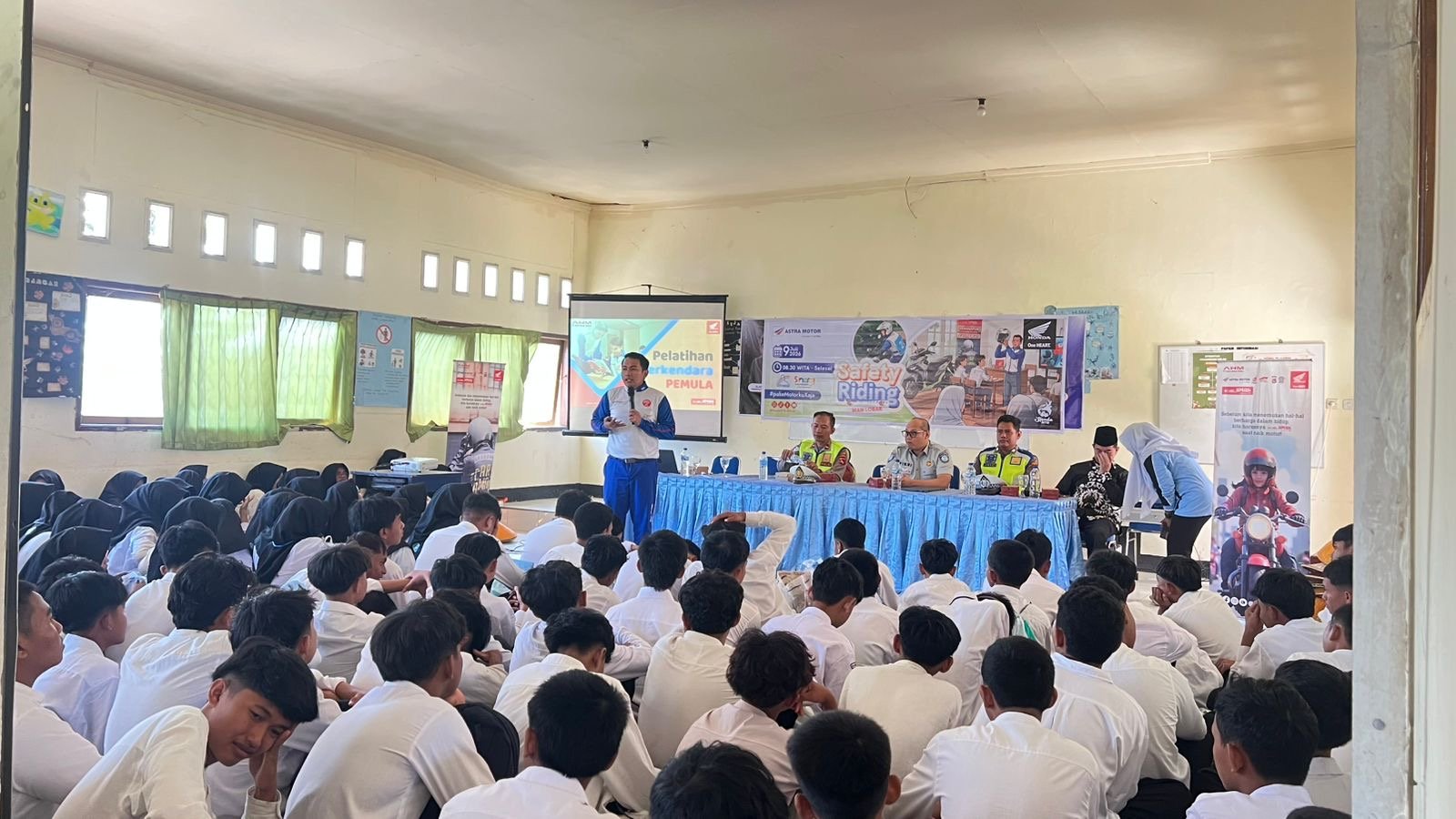 Kolaborasi Antar Stakeholder, Jasa Raharja NTB Ikuti Operasi Gabungan dan Edukasi Keselamatan Berkendara