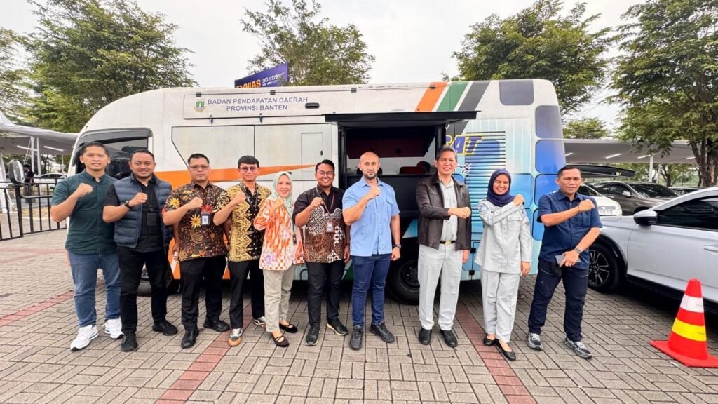 Permudah Pengunjung Bayar Pajak, Jasa Raharja UPTD Serpong Hadirkan Mobil Samling di GIIAS 2026