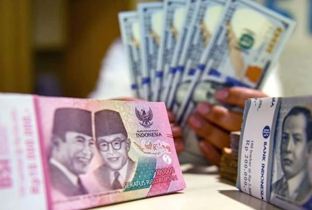 Rupiah Menguat Dipicu Pertumbuhan Ekonomi Indonesia yang Lebih Baik dari Perkiraan