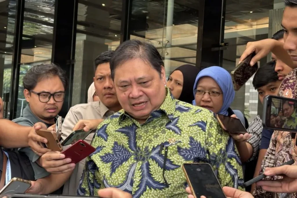 Program Magang Digencarkan, Airlangga Ajak UMKM Serap Peserta dengan Gaji Ditanggung Pemerintah