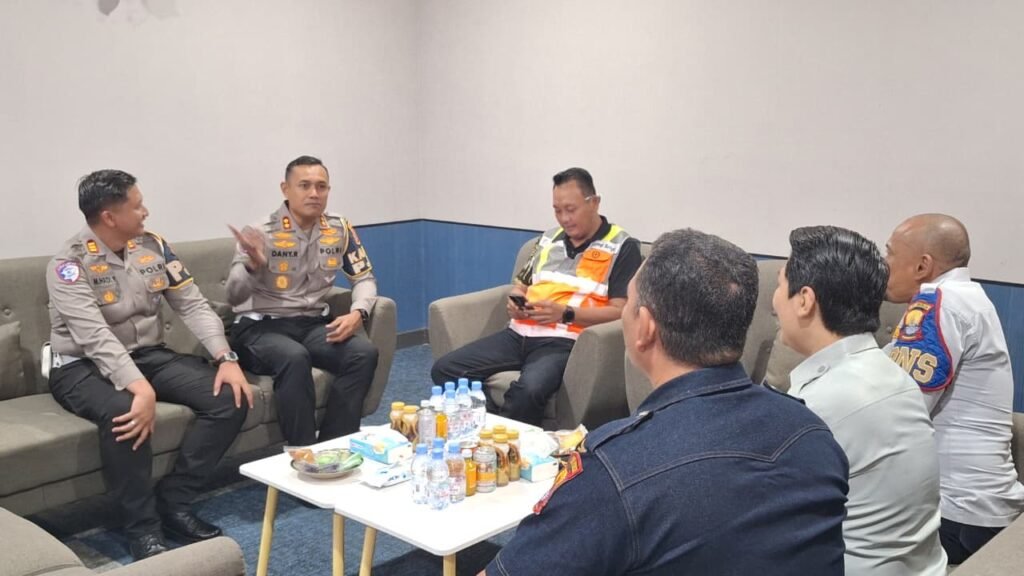 Upaya Peningkatan Keselamatan Lalu Lintas, PT Jasa Raharja (Persero) Cabang Cirebon Gelar Forum Komunikasi Lalu Lintas (FKLL) di Ex. GT Palimanan Utama KM 188 A Tol Cipali Kab Cirebon