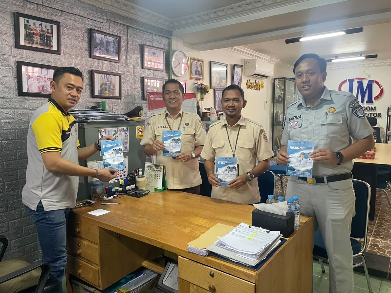 Tim Pembina Samsat Banjarmasin I Sasar Dealer Mobil, Perluas Informasi Relaksasi Pajak 2026