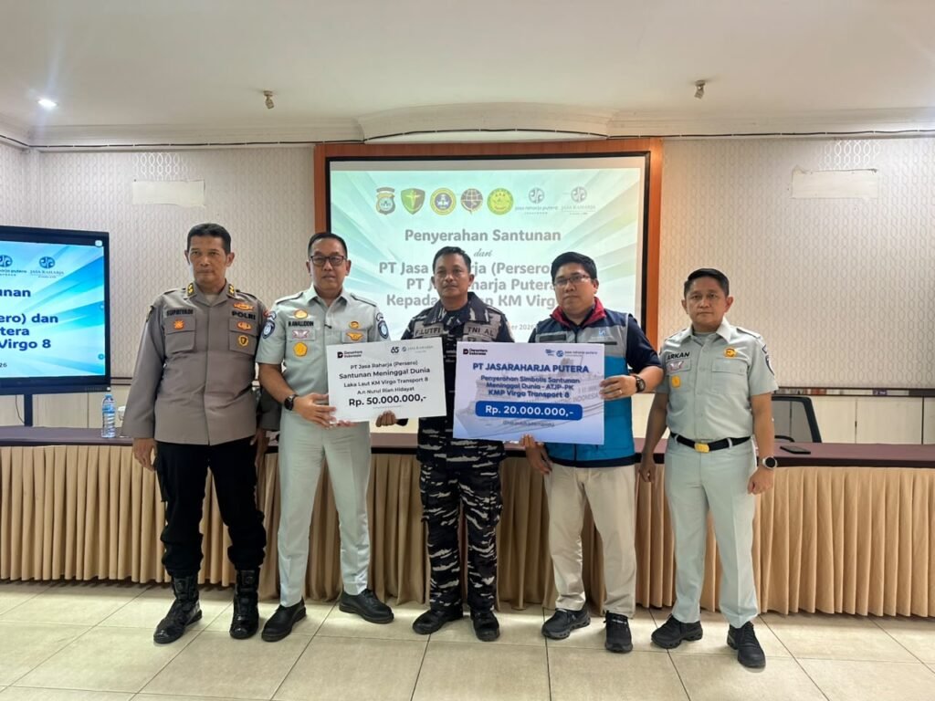 Jasaraharja Putera Serahkan Santunan bagi Keluarga ABK Korban KM Virgo Transport 8