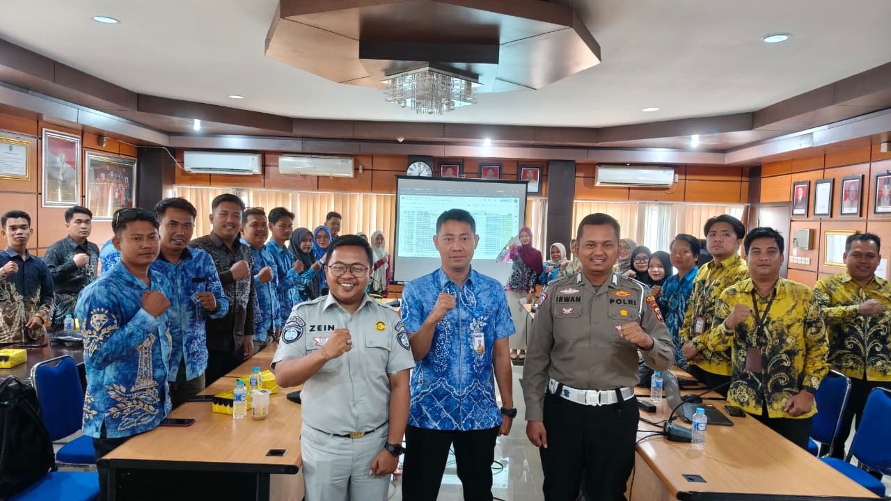 Tim Pembina Samsat Martapura: Bekali Perangkat Desa Pemahaman Kebijakan Pajak Kendaraan