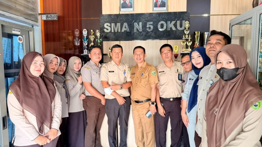 Samsat OKU 1 Himbau Warga Taat Pajak Kendaraan Di Lingkungan SMA 5 OKU