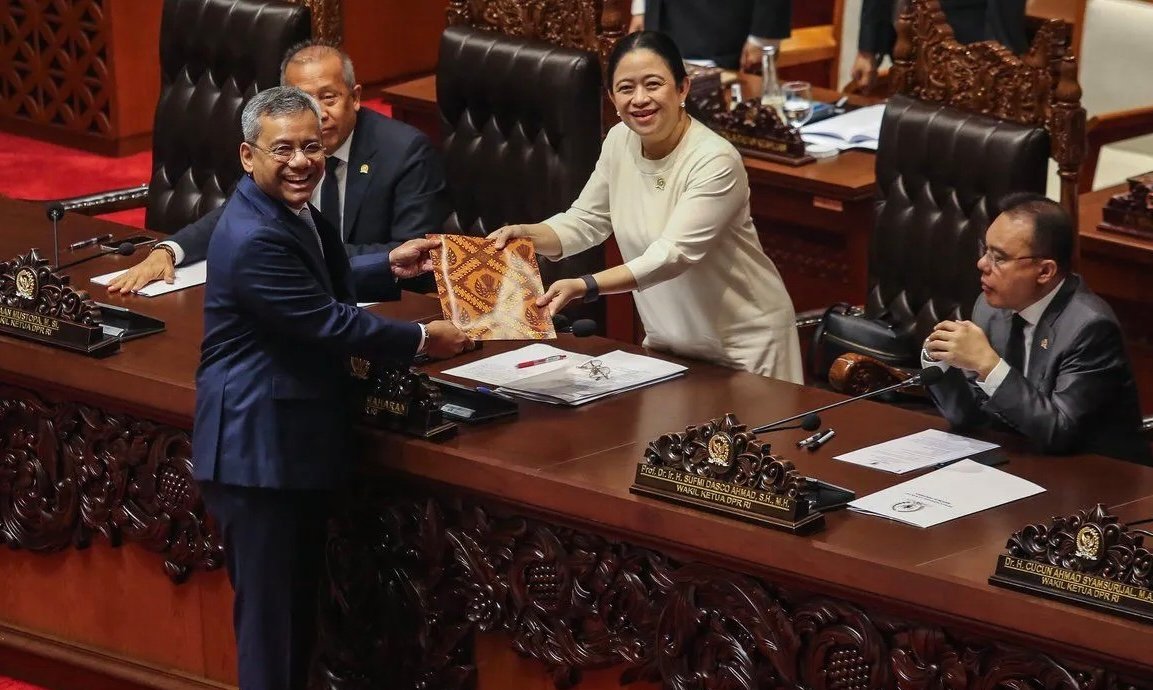 Disetujui Seluruh Fraksi, DPR Resmikan RUU APBN 2027 Menjadi Undang-Undang