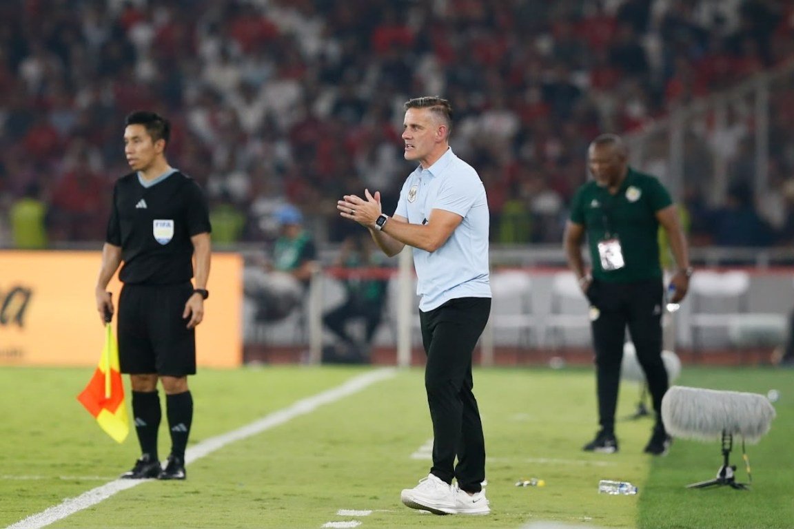 Herdman Minta Dukungan Penuh Suporter Usai Laga Imbang Kontra Malaysia