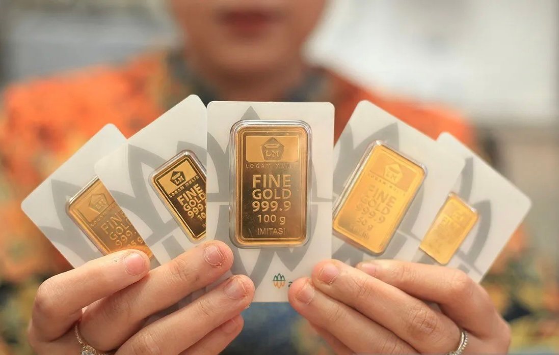 Harga Emas Antam Hari Ini Naik Rp15 Ribu, Lanjutkan Tren Positif