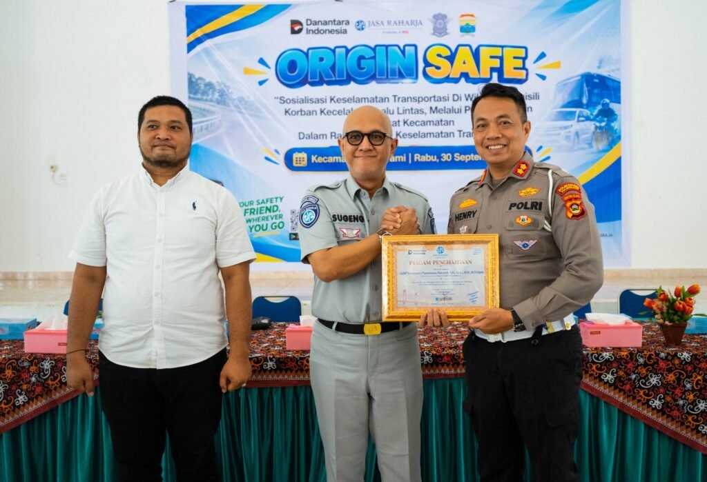 Apresiasi Penurunan Angka Kecelakaan, PT Jasa Raharja Sumsel Anugerahkan Penghargaan Kepada Kasat Lantas Polrestabes Palembang