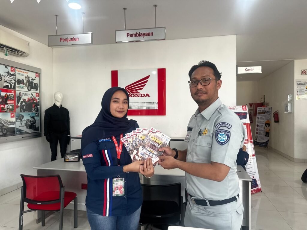 Hadir Lebih Dekat, Jasa Raharja Sosialisasikan Program Bebas Denda di Astra Motor Wonosari