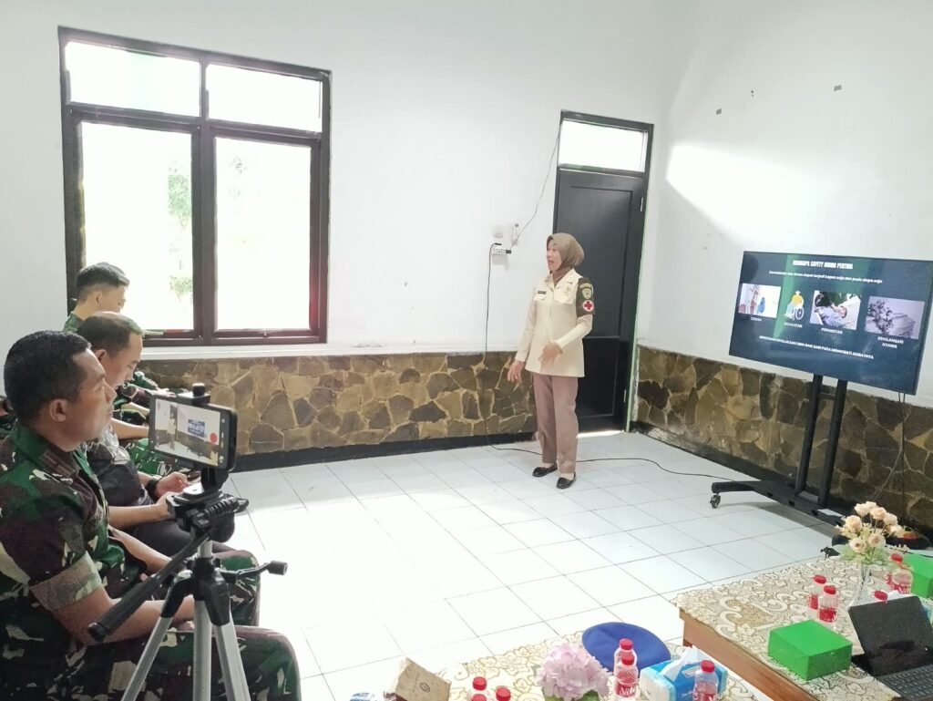 Tingkatkan Kemampuan Mitigasi Laka Lantas, Subdenpom Purwakarta Gelar Edukasi Safety Riding dan PPGD