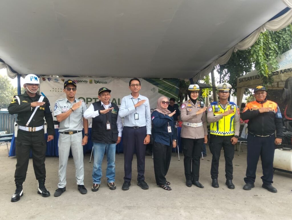 Operasi Gabungan Kepatuhan Pembayaran Pajak Kendaraan Hari Ke 1 Di Kabupaten Karawang