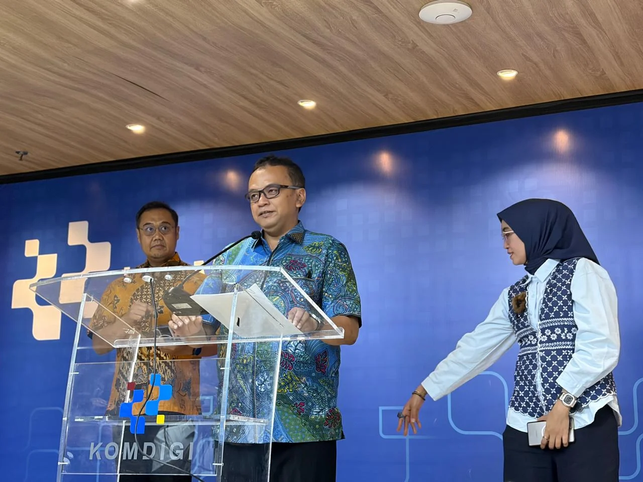 Putusan MK Dievaluasi, Komdigi Libatkan Tiga Operator Seluler