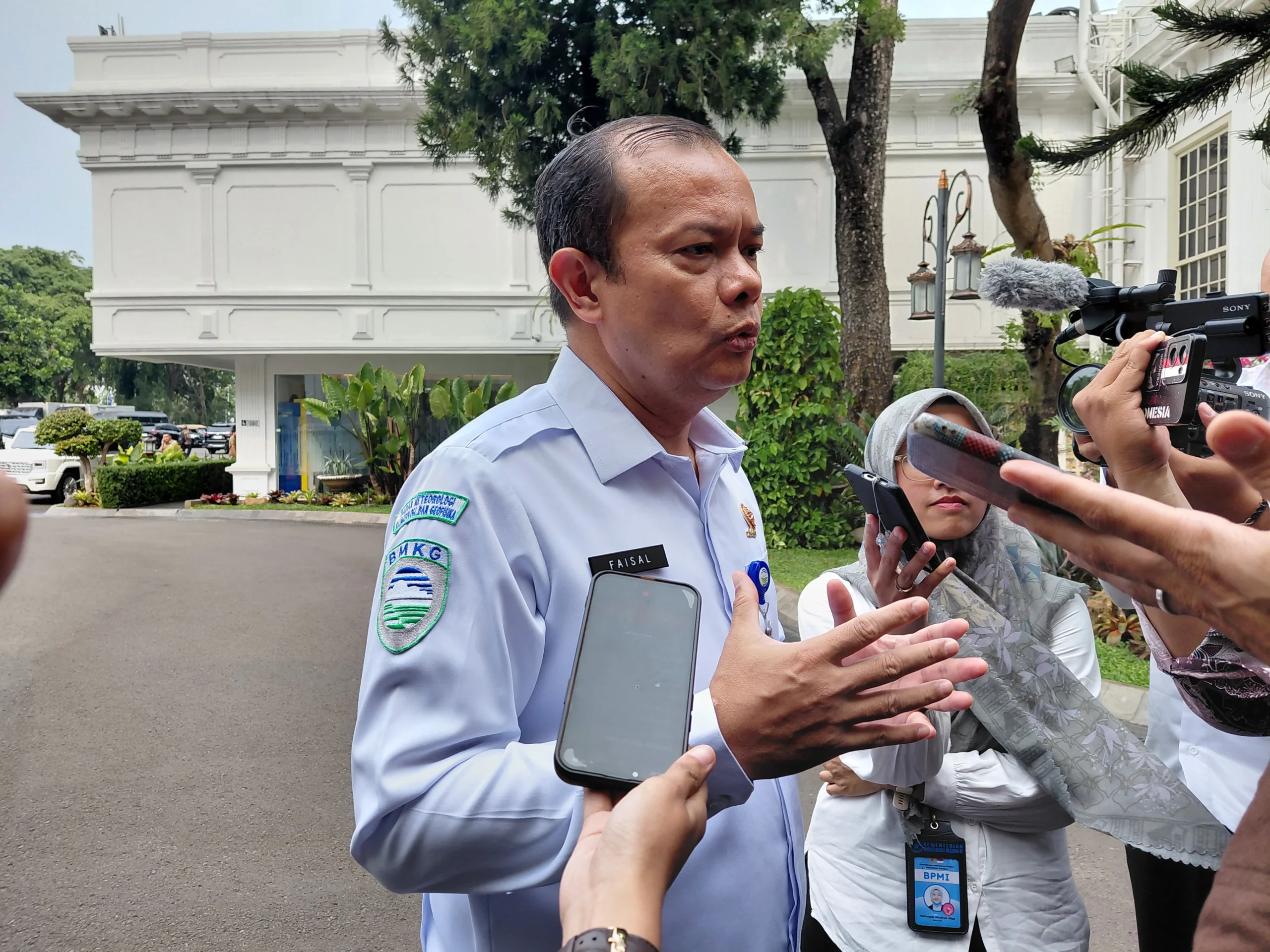 Presiden Prabowo Bahas Penanganan Karhutla Bersama Sejumlah Menteri